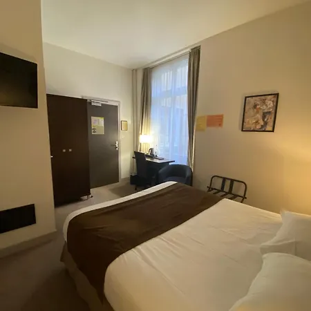 De Montaulbain 3*