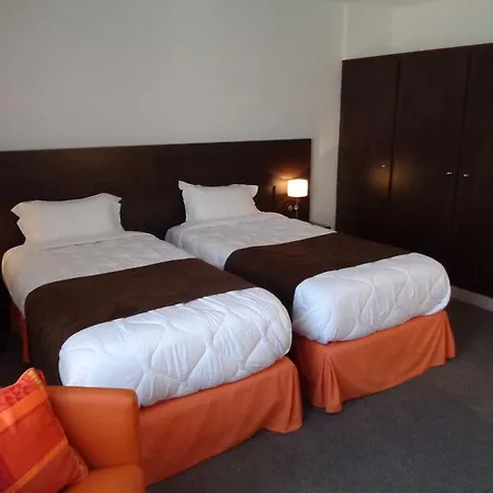 De Montaulbain 3*