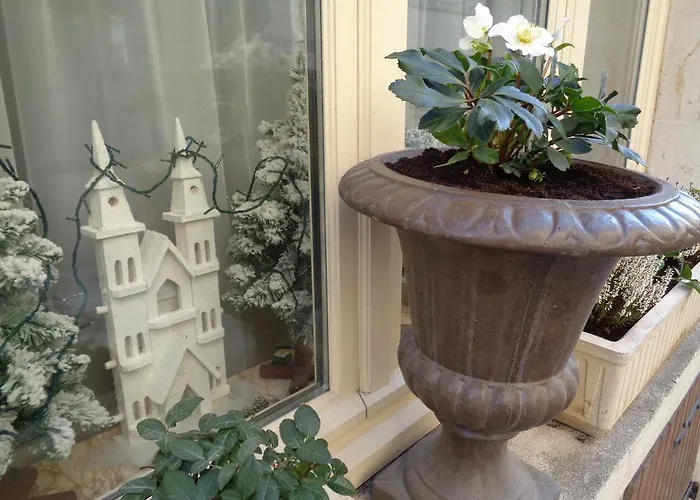 ホテル De Montaulbain 3*