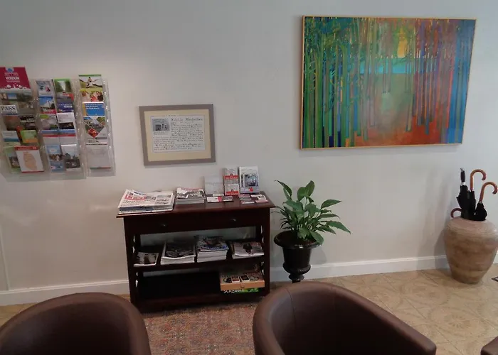 ホテル De Montaulbain ヴェルダン・シュル・ムーズ